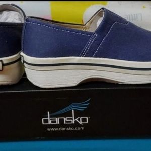 Dansko Vesta Canvas